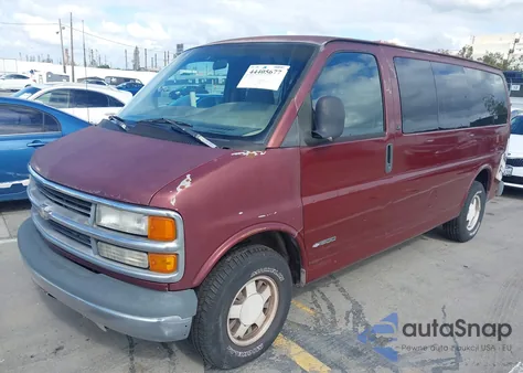 1998 Chevrolet Express z USA, uszkodzony, nr VIN 1GNFG15R6W1036174